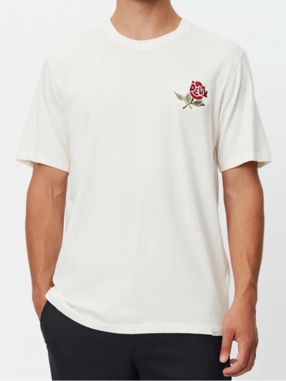 LES DEUX Men's Cream Short-Sleeve Tee with Rose Les Deux Embroidery